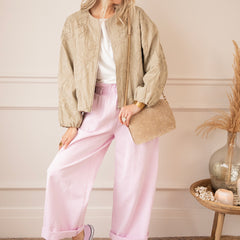 Soft Spring-to-Summer Look