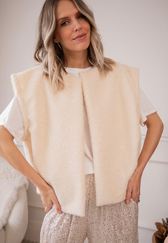Your Best Layer Beige - Vest/Jacket