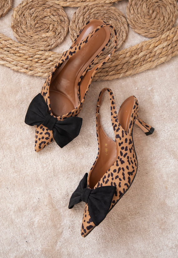 Go With The Bow Leo Camel - Heels