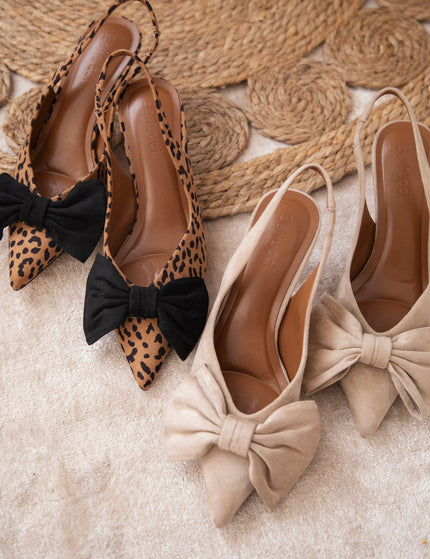 Go With The Bow Leo Camel - Heels