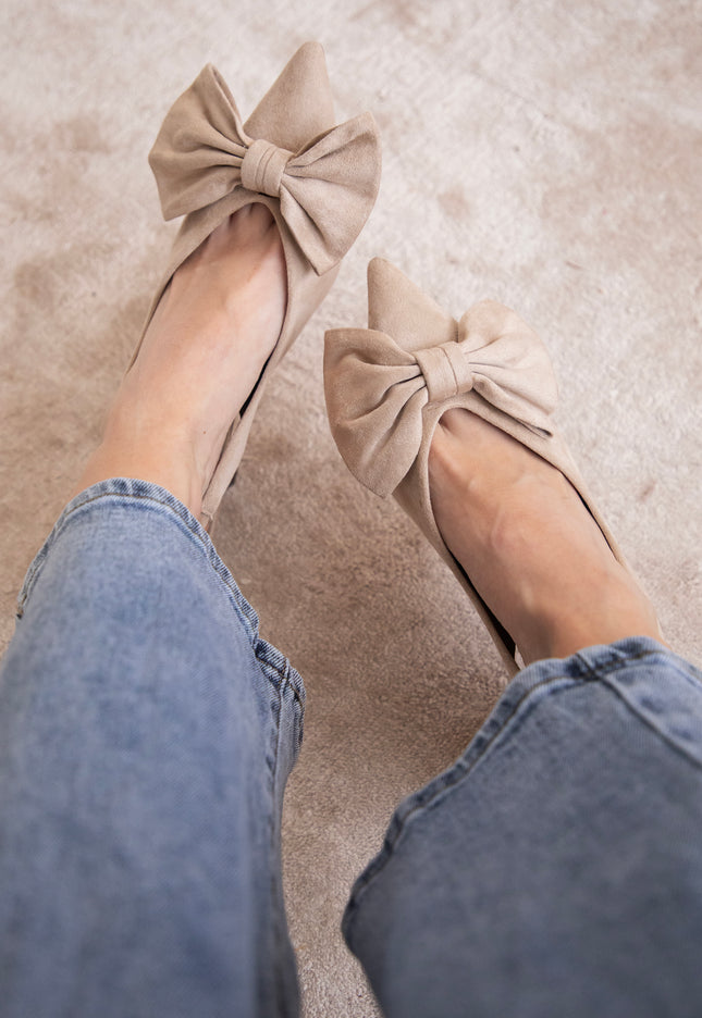 Go With The Bow Beige - Heels