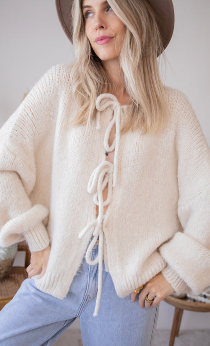 Baggy Bow Beige - Cardigan