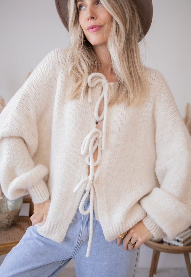 Baggy Bow Beige - Cardigan