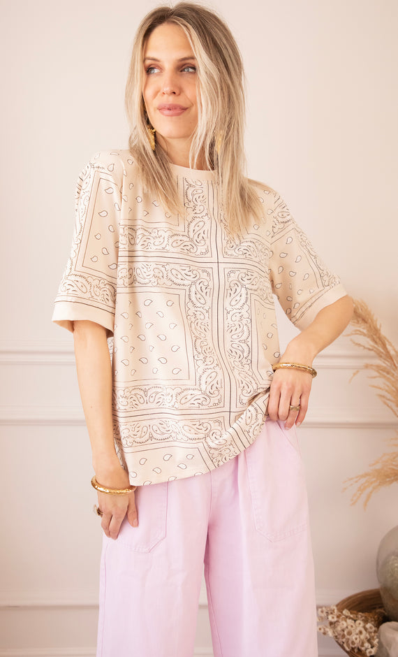Sadie Paisley Beige - T-Shirt