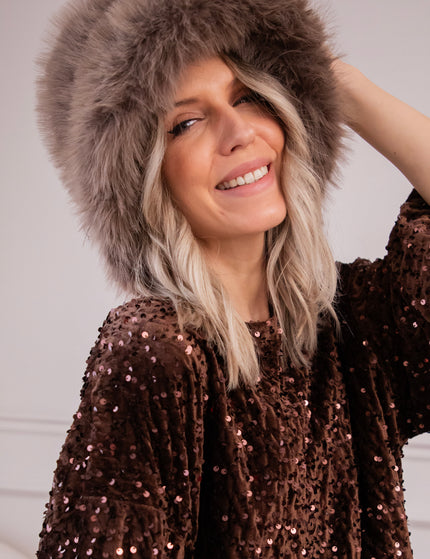 Fluff It Up Taupe - Muts