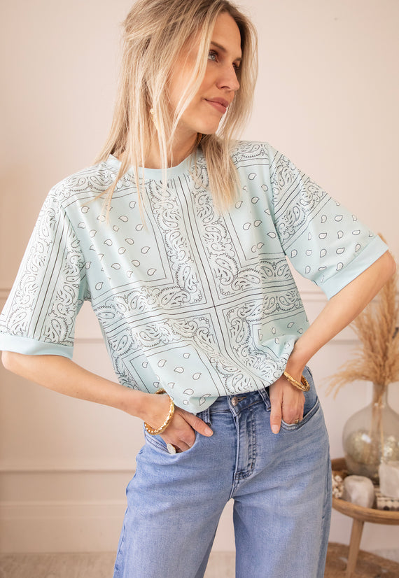 Sadie Paisley Baby Blue - T-Shirt