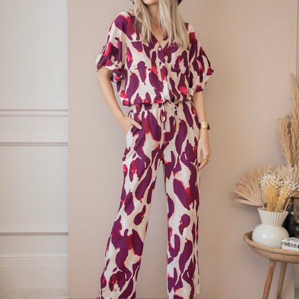 Collection image for: Burgundy Musthaves