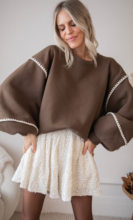 Snuggle Up Extra Brown - Sweater