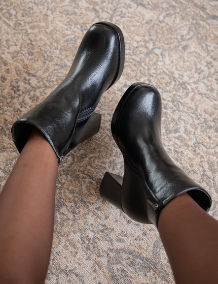 Take It Higher Black - Boots