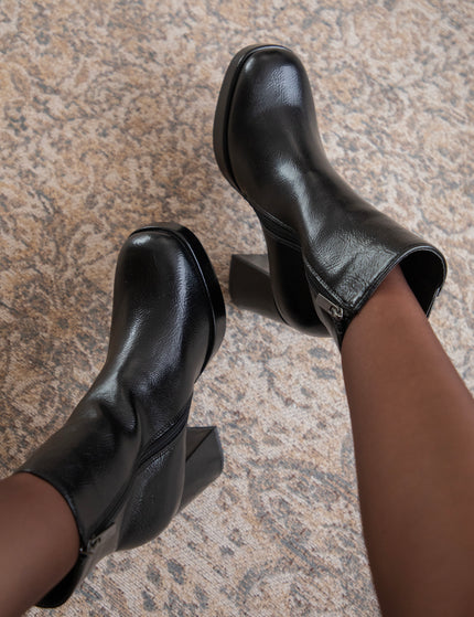 Take It Higher Black - Boots