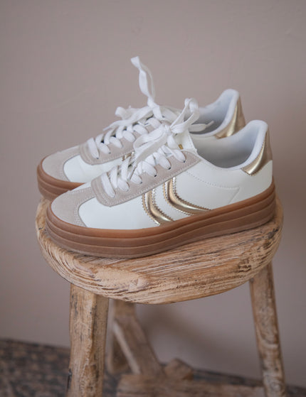 Chasing Dreams White/Gold - Sneakers