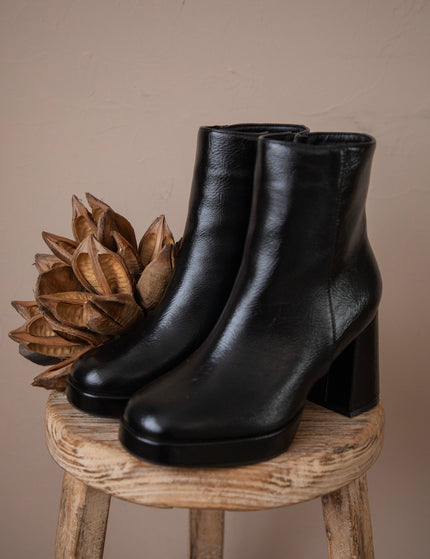 Take It Higher Black - Boots