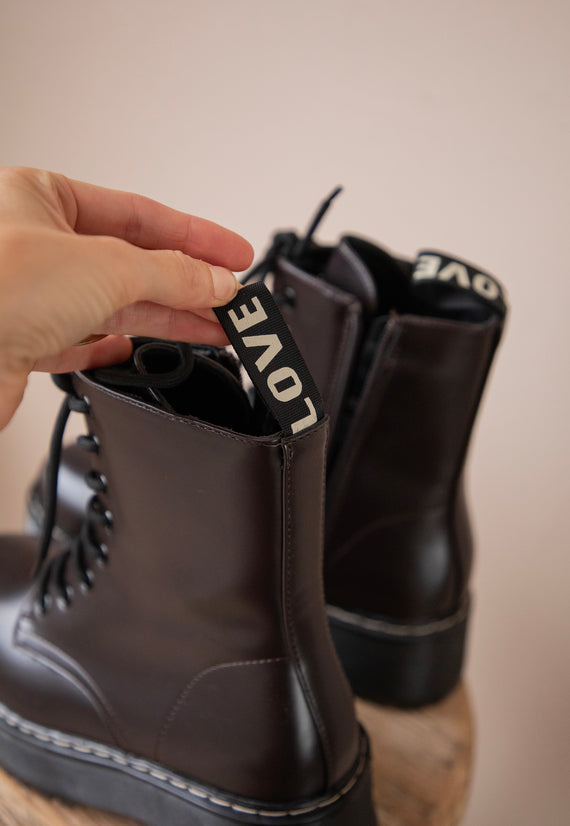 Chunky Love Dark Brown - Boots