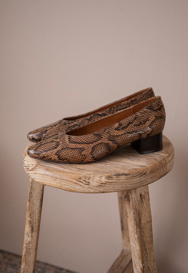 Snake Lady  Brown - Heels