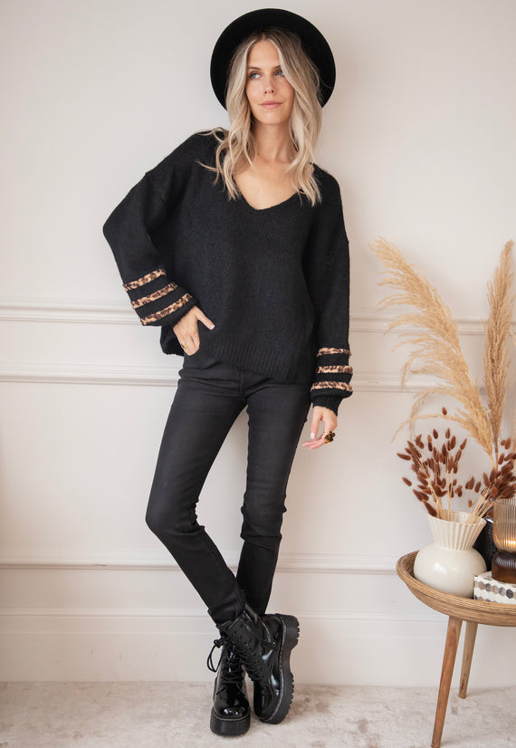 Lea Leo Black - Sweater