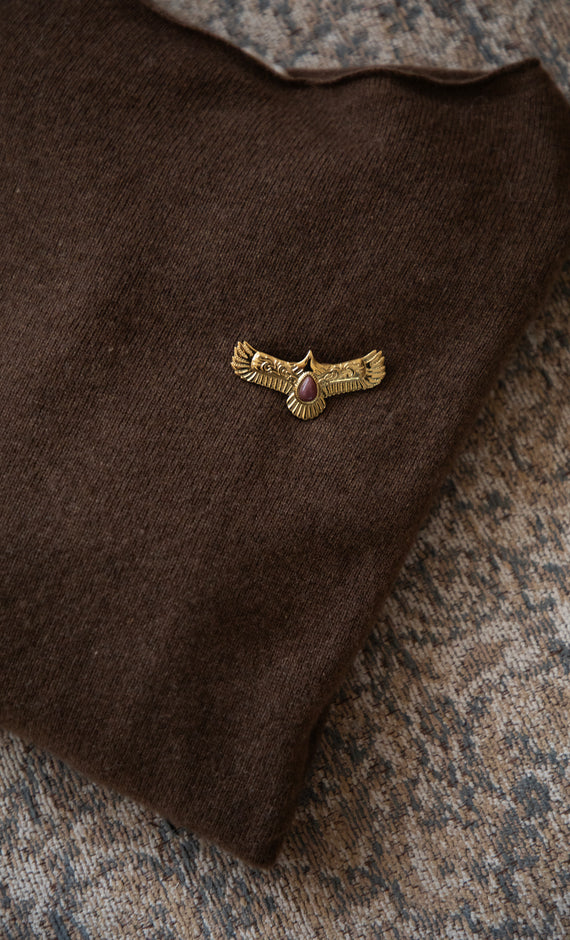 The Eagle Eye Gold/Old Rose - Pin