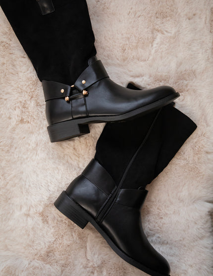 Rebellious Black - Boots