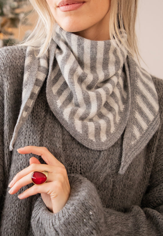 Schal - Tender Stripes - Grau
