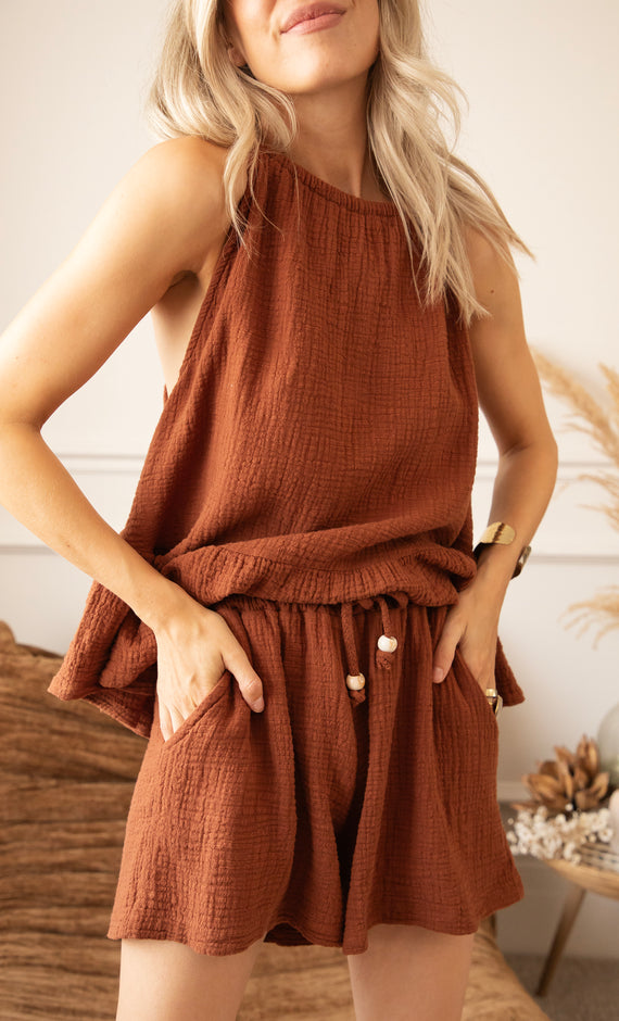 Tosca Brown - Short