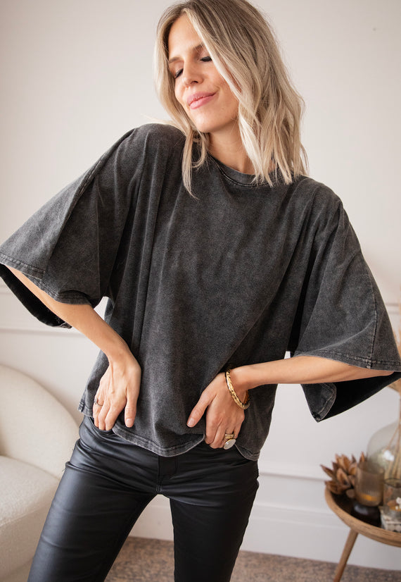 Basic Butterfly Dark Grey - T-Shirt