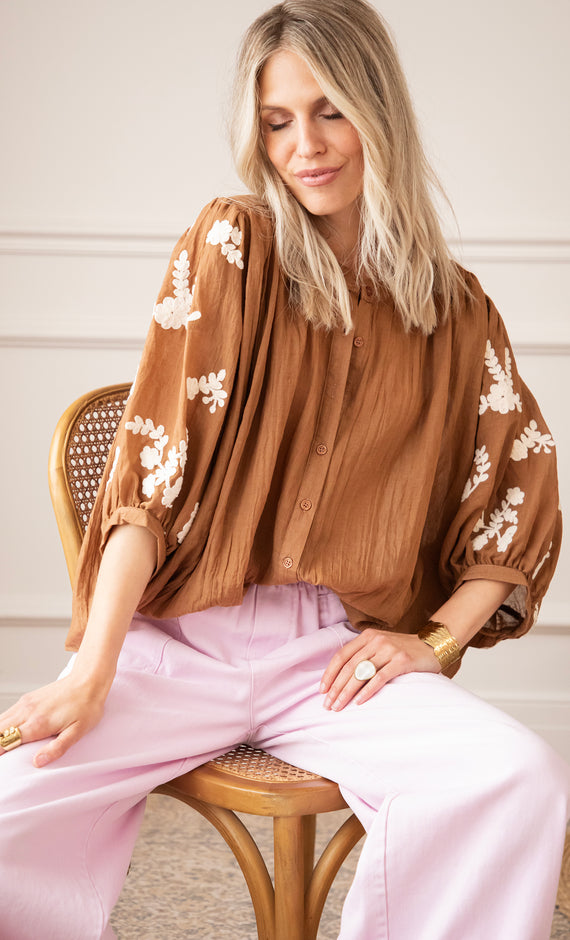 Bloomery Brown - Blouse