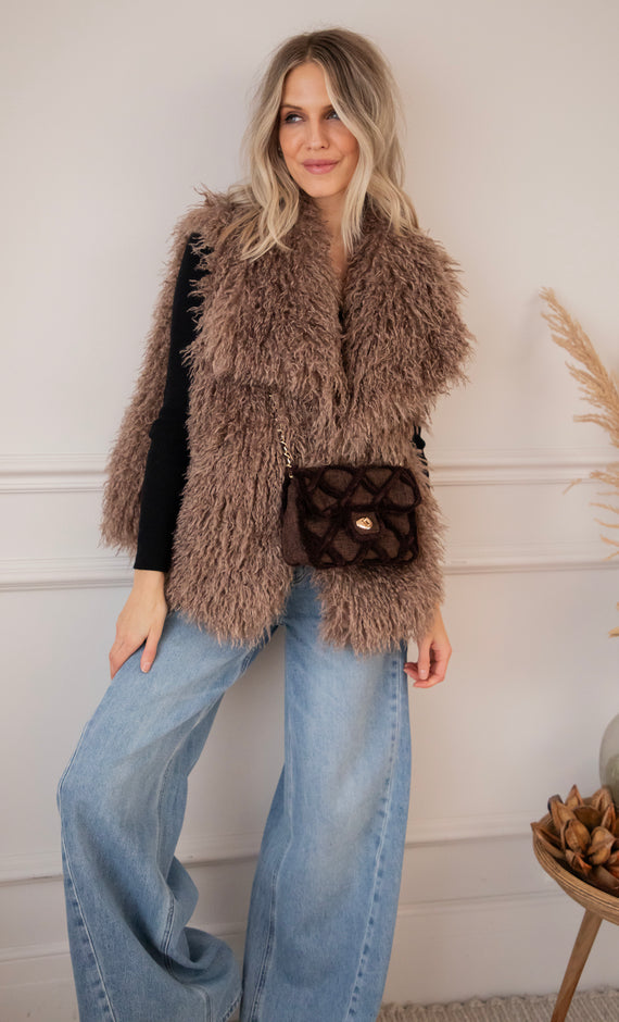 Femme Fluff Taupe - Vest/Jacket