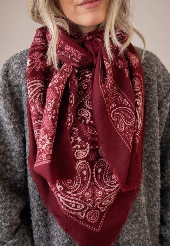 Paisley Delicate Bordeaux - Scarf