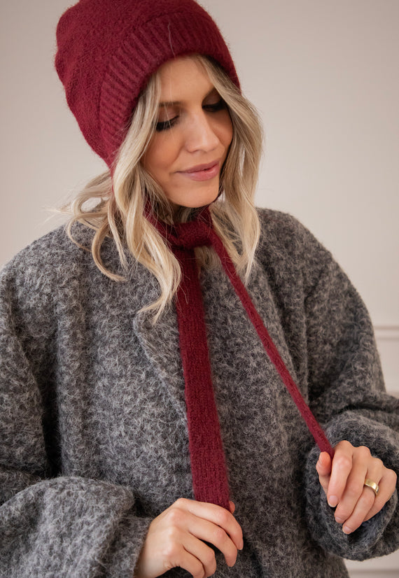 Winter Walks Bordeaux - Hat