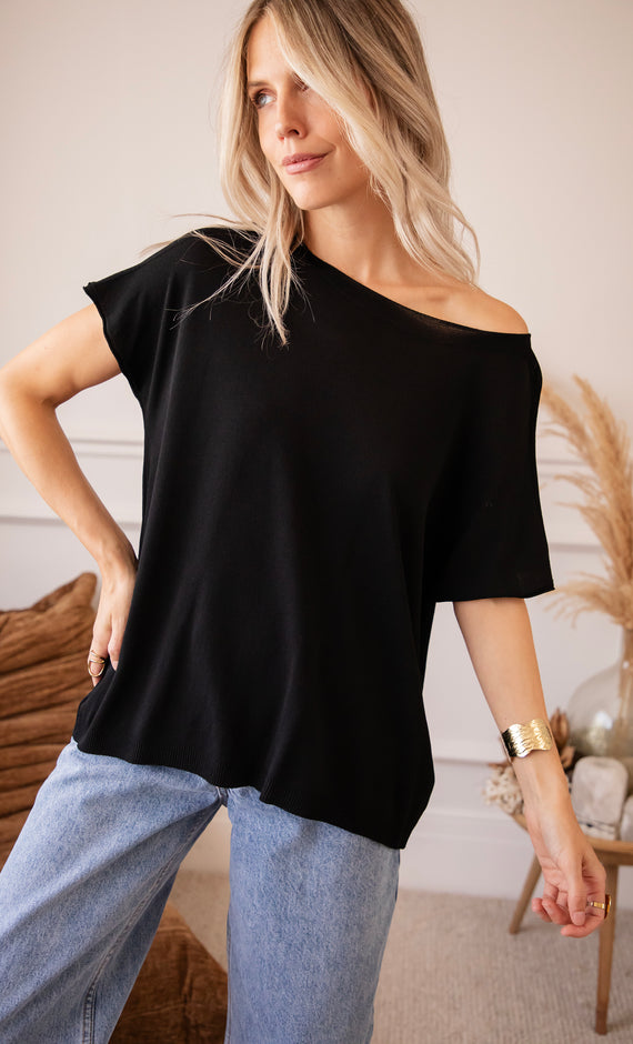 Yuna Black - T-Shirt