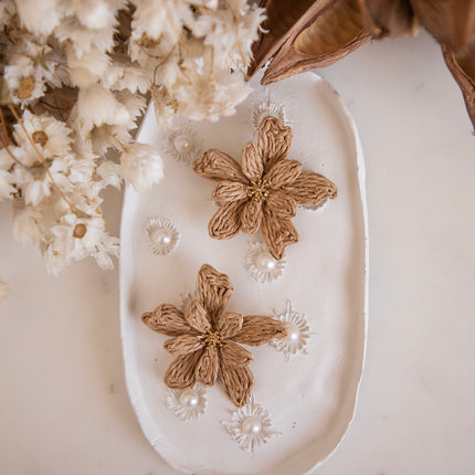 Collection image for: Cute Little Rotan Flowers