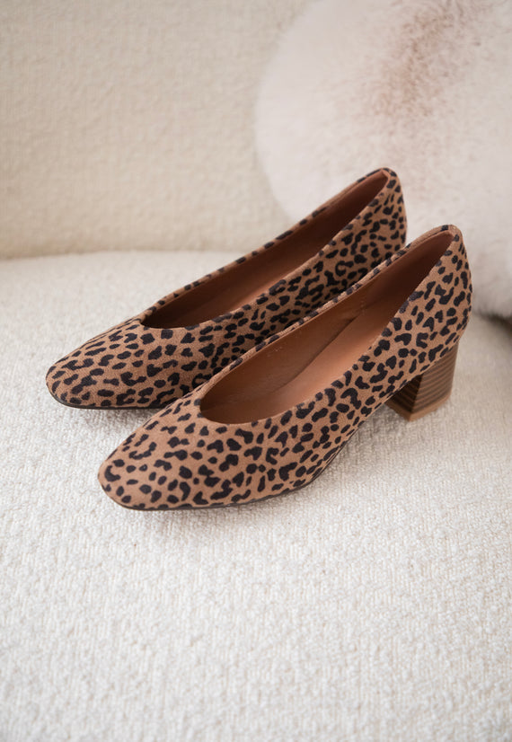 Bonny Leo Suede Camel - Heels