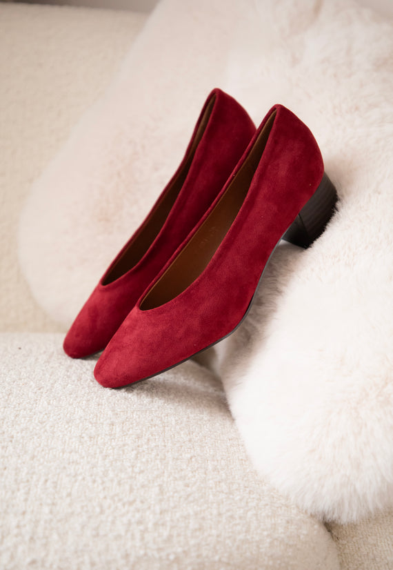 Bonny Suede Bordeaux - Heels