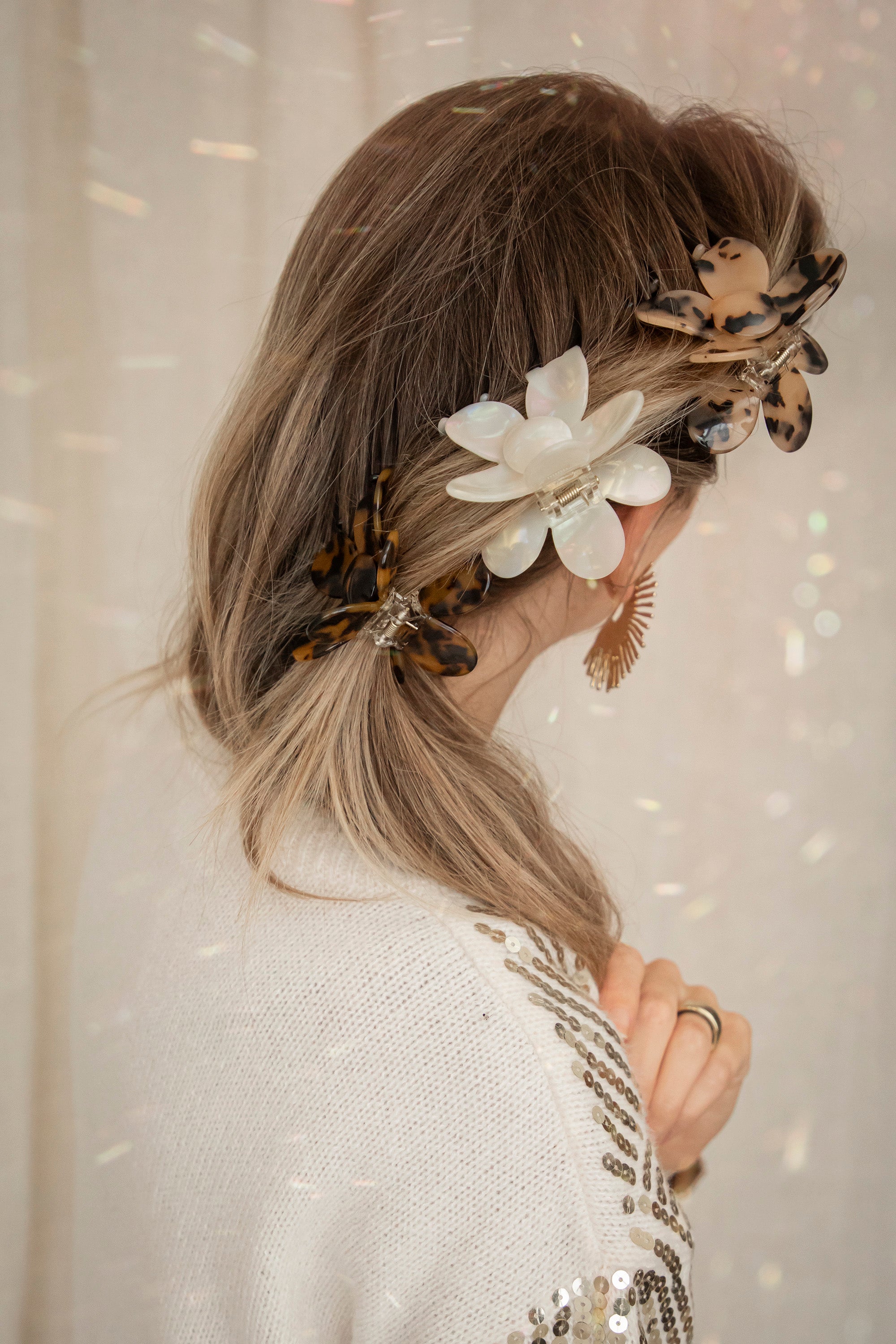 Cream flower hair deals accessories