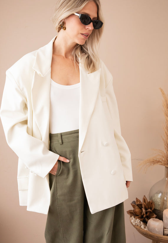 So Gentle White - Blazer
