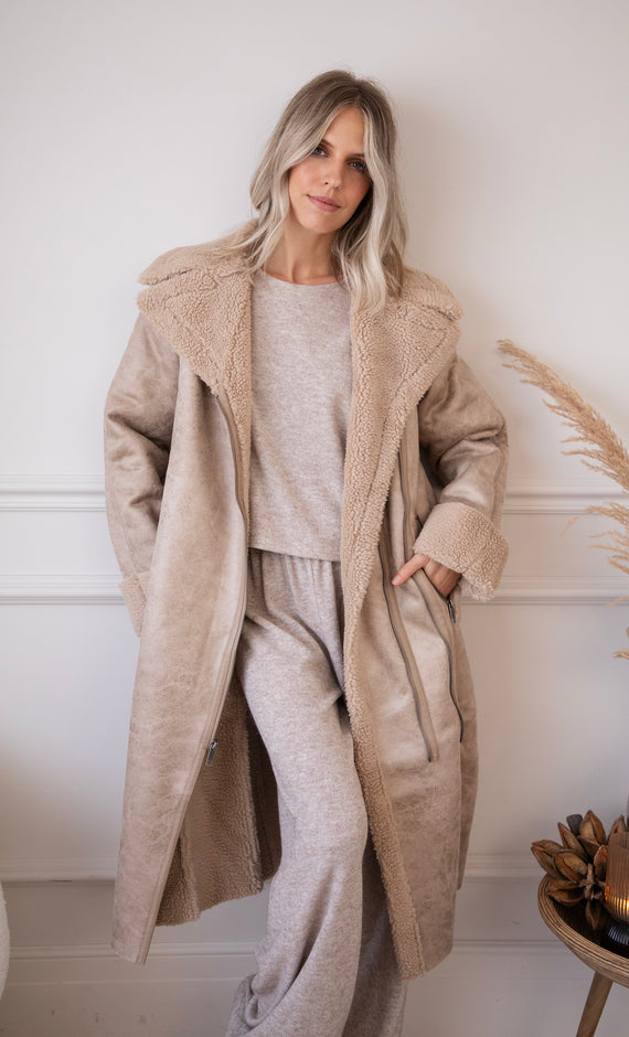 Mantel - Suede & Teddy Medley - Beige