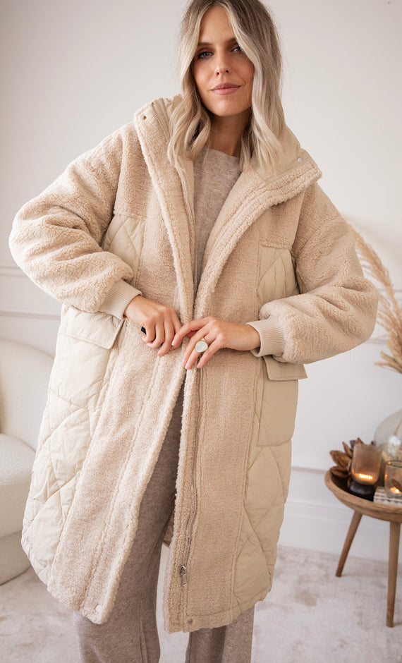 Bear The Cold Beige - Coat