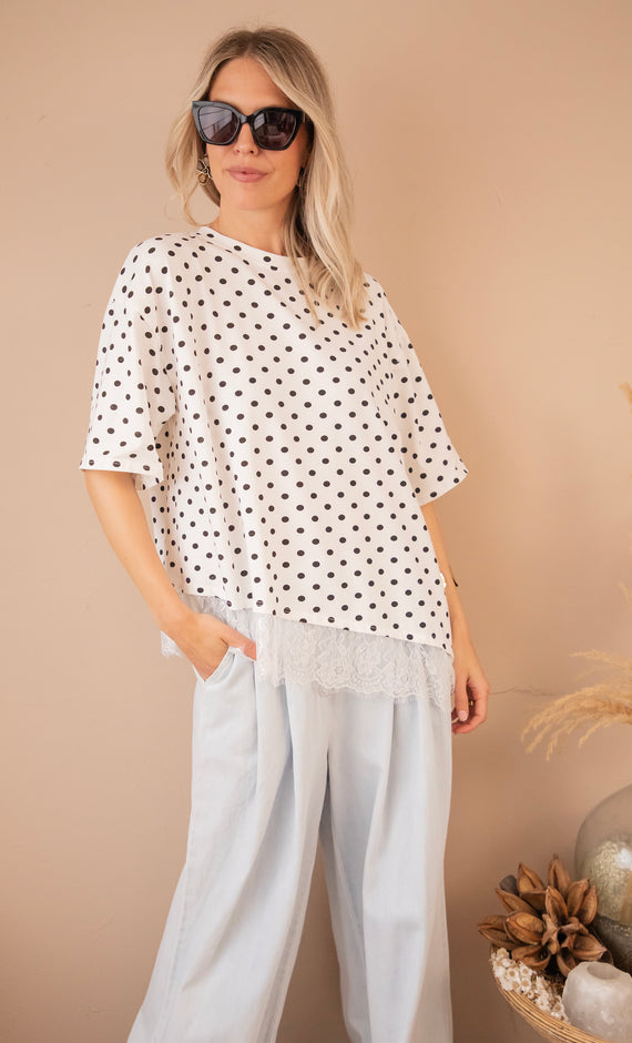 Lace & Little Dots White/Black - T-Shirt