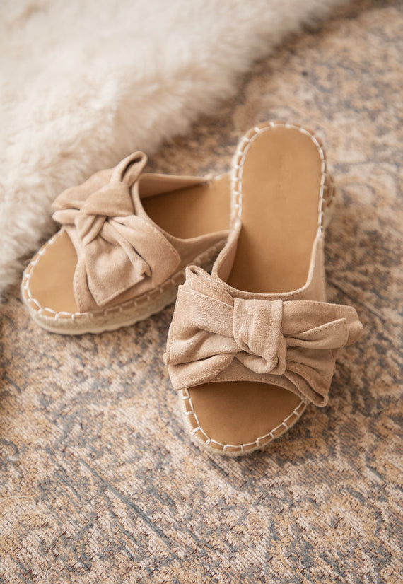 Belle Bow Café Au Lait - Slippers