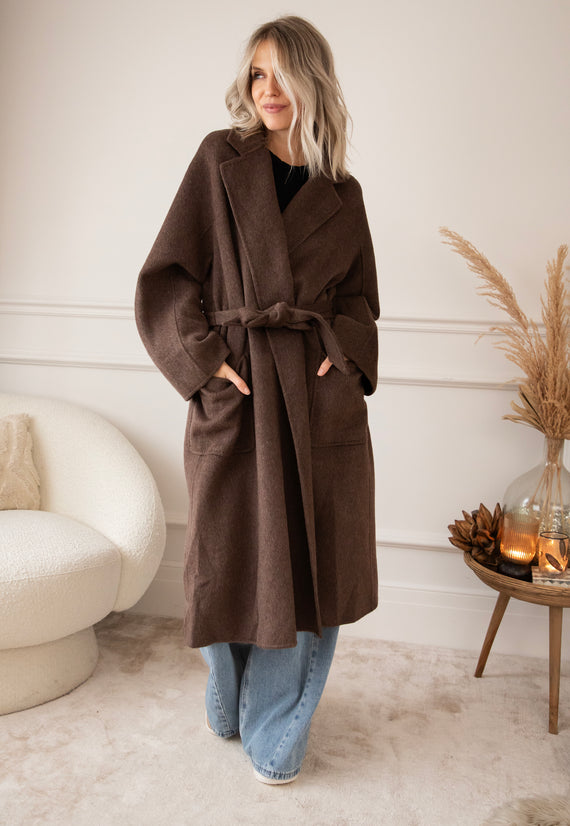 Mantel - Mara Monteaux - Choco