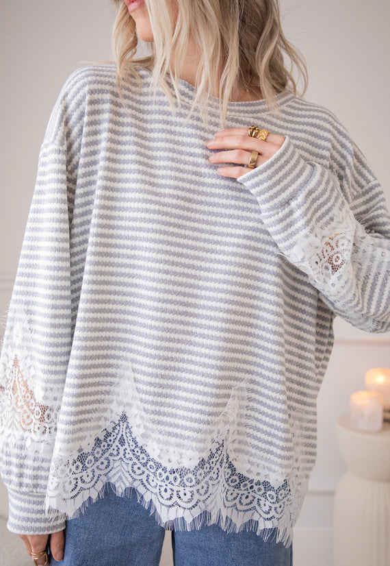 Lines & Lace Grey - Blouse