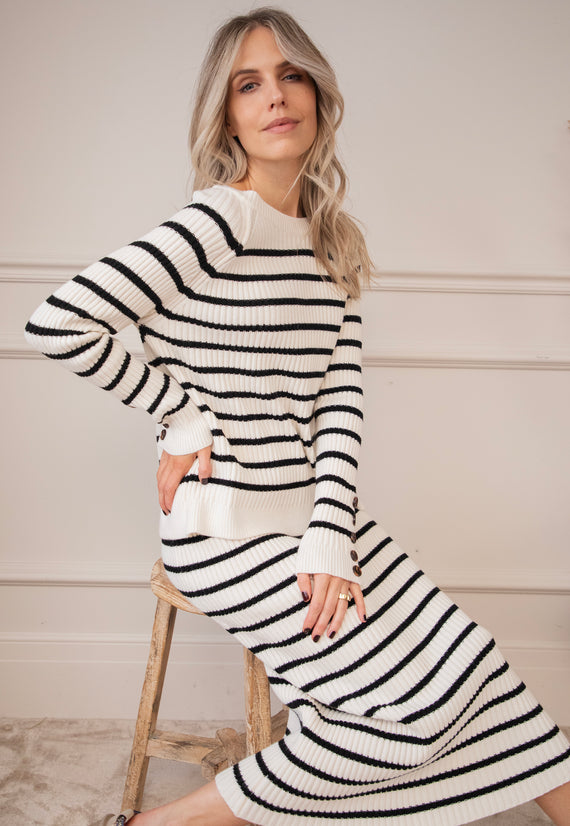 Striped Serenity Off White/Black - Set