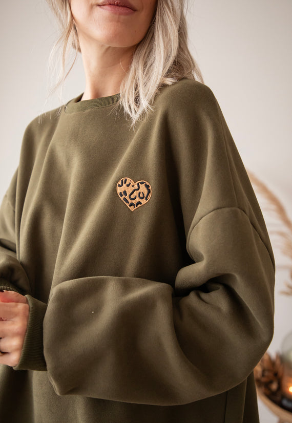 Simplicity Wild Heart Kaki - Sweater