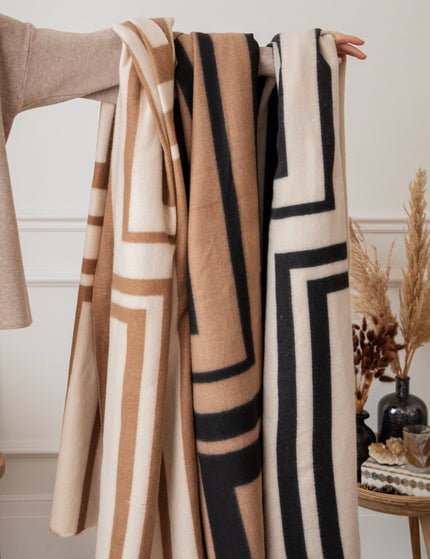 Warm Me Up Beige/Black - Scarf