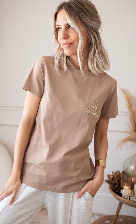 The Golden Eye Peanut - T-Shirt