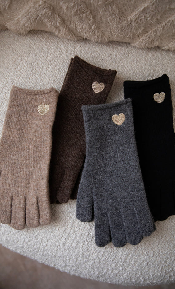Heartwarming Black - Gloves