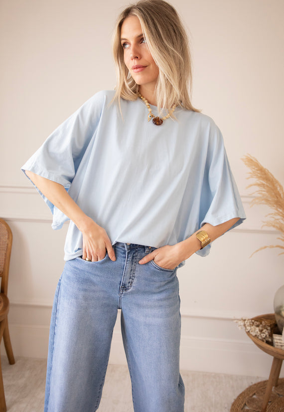 Butterfly Base Sky Blue - T-Shirt