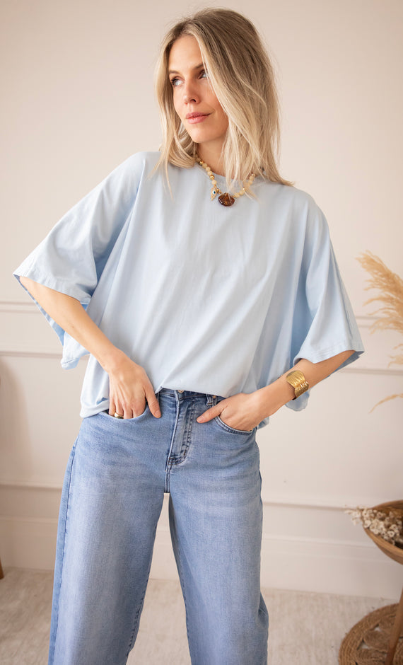 Butterfly Base Sky Blue - T-Shirt