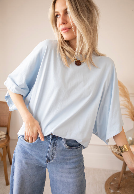 Butterfly Base Sky Blue - T-Shirt