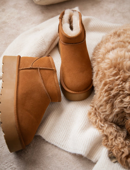 Go Slow Platform Camel - Boots