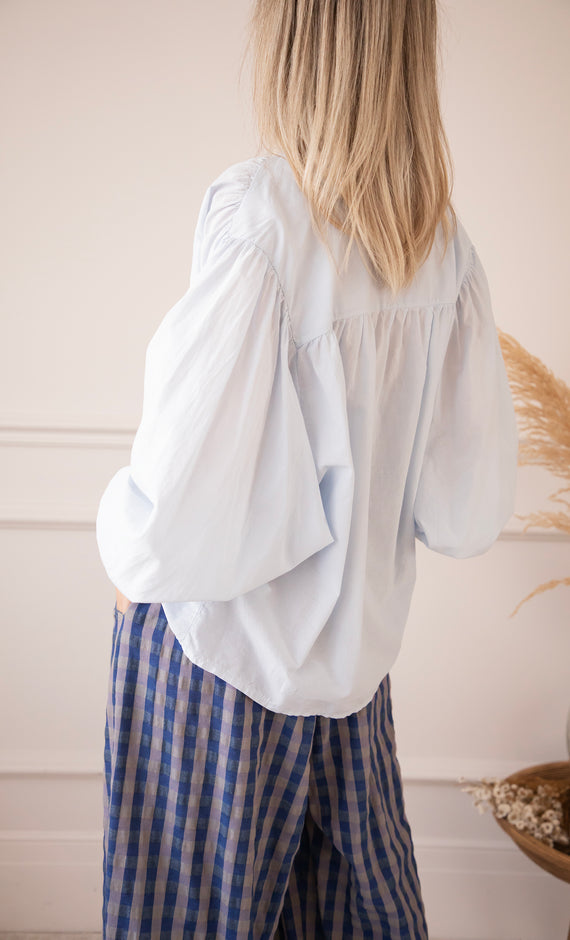 Breezy Base Soft Blue - Blouse